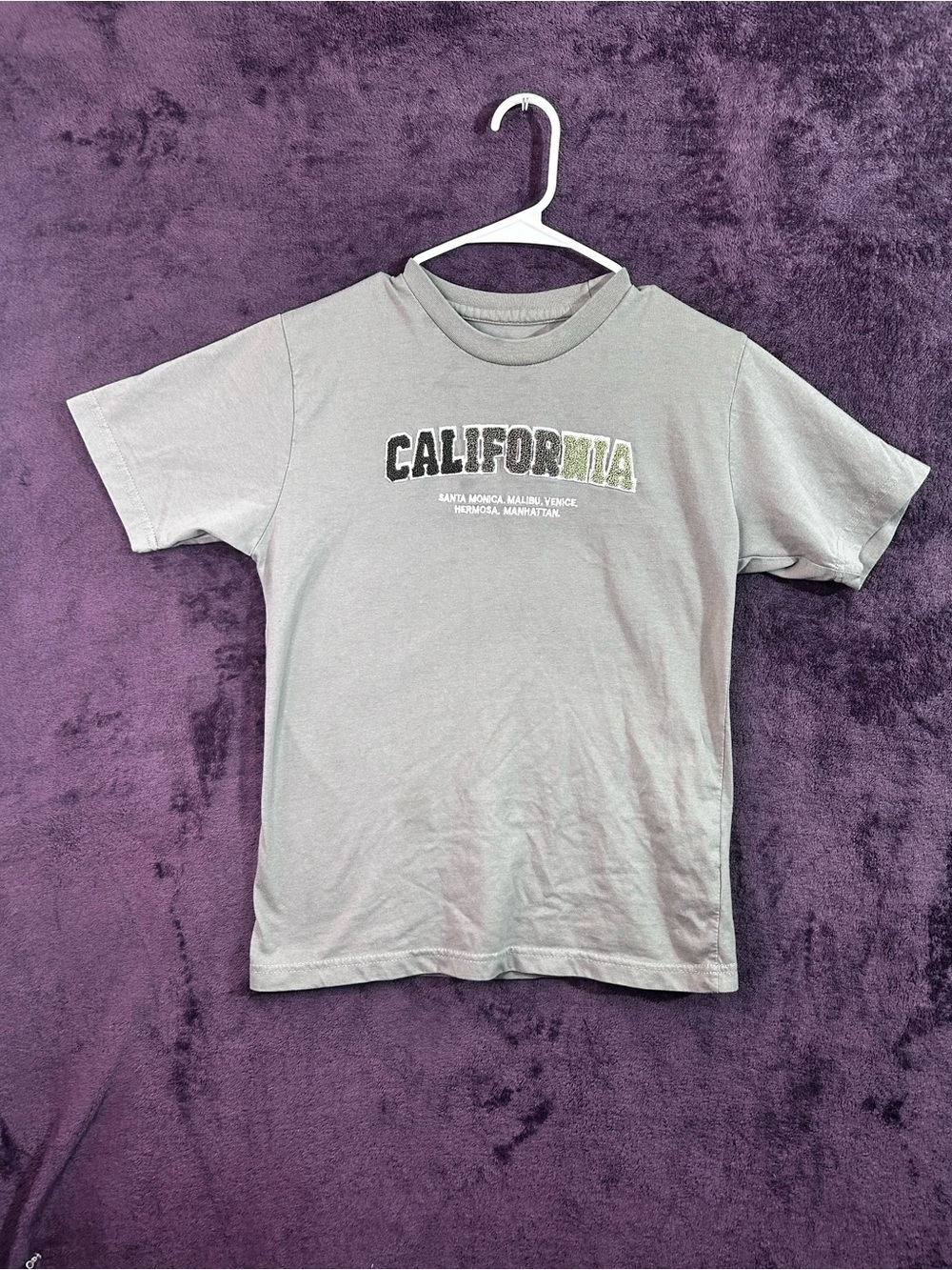 Eighty Eight Kids 'California' Graphic Tee - Light Gray with Black & Olive